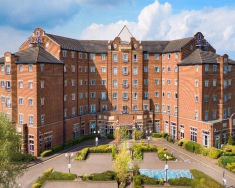 DoubleTree by Hilton Hotel Dartford Bridge