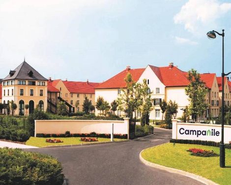 Campanile Val de France