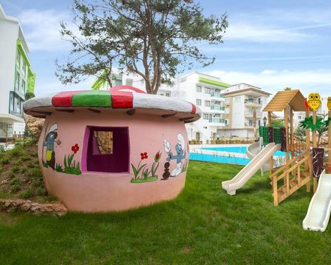 Green Life Hotel