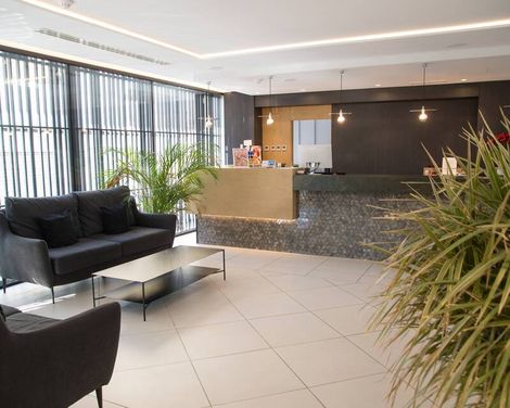 M. Hotel