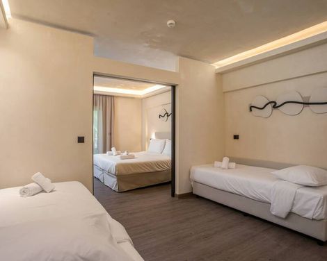 Aiora Aqua Resort