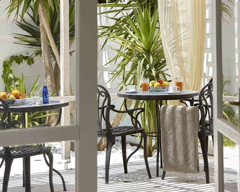 Vasia Boulevard Hotel-0
