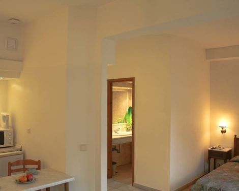 Royal Aparthotel City Centre