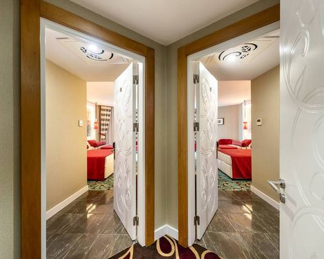 Vikingen Infinity Resort & Spa