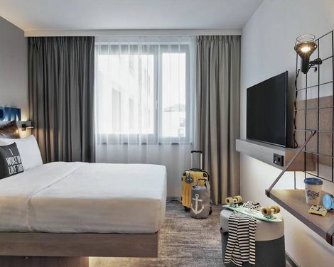 Moxy Hamburg City-3
