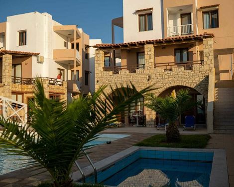 Ekavi Hotel
