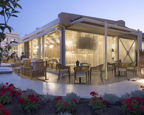 Zeus Essence Wyndham Athens Residence