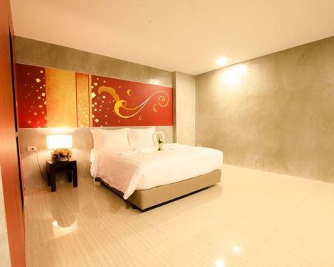 The Riche Boutique-1