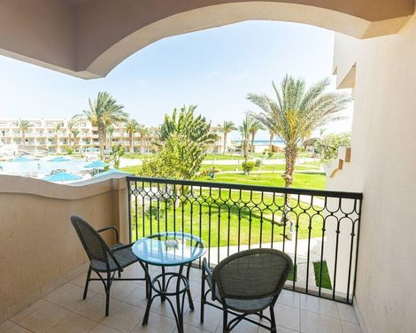 V Beach Resort - Sahl Hasheesh