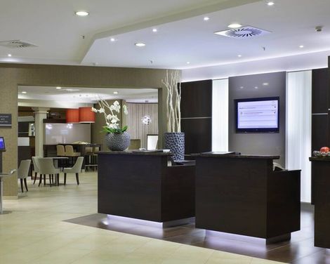Courtyard Marriott Hannover Maschsee-2