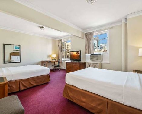 Travelodge by Wyndham Downtown Chicago-0