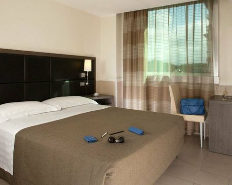 Hotel Artis