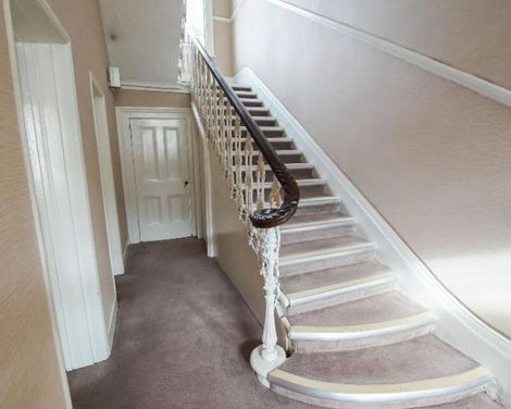 Avoca House Hotel
