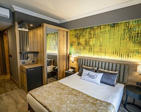 Side Amour Hotel
