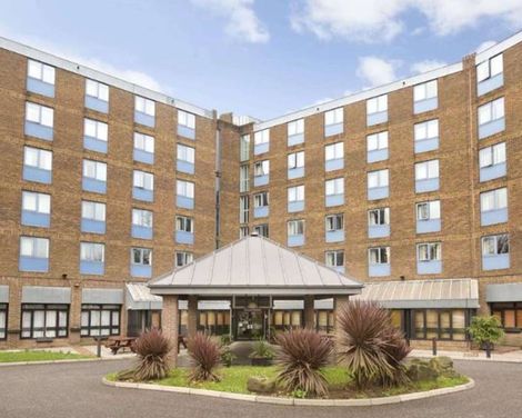 Waterloo Hub Hotel & Suites-1