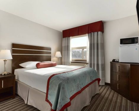 Ramada Plaza by Wyndham Istanbul Tekstilkent