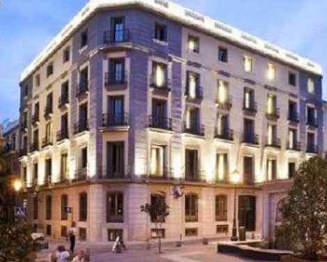 Radisson Blu Madrid Prado-2