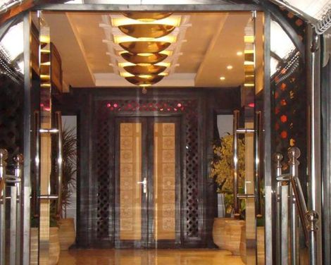 New Farah Hotel