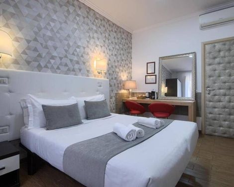 Domus Pietro Inn