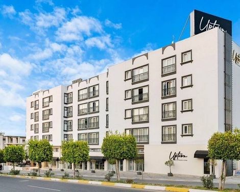 Uptown Büyük Andolu Girne Hotel