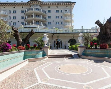 Palace Hotel