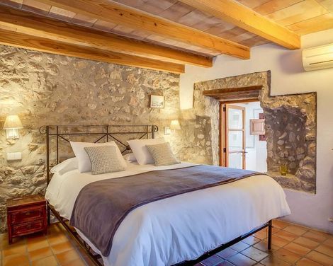 Finca Hotel Es Castell-2