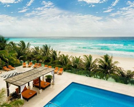 Flamingo Cancun Resort