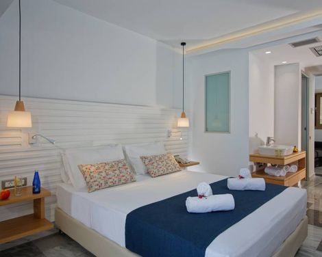 Archipelagos Hotel