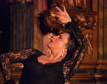 Eine Flamenco-Tänzerin in Spanien