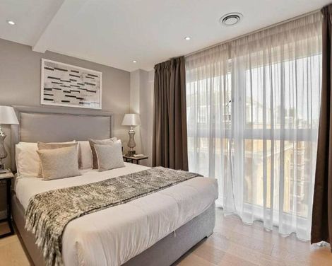 Vauxhall Bridge by Q Apartments
