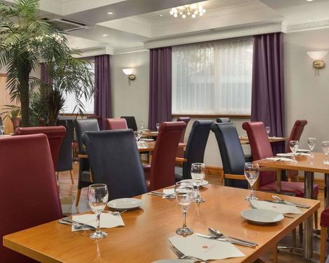 Savera Hotel South Ruislip-0