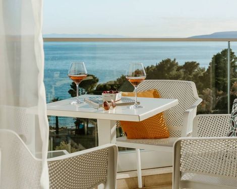 Romana Beach Apartments
