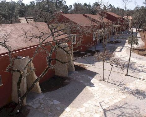 Luz Houses