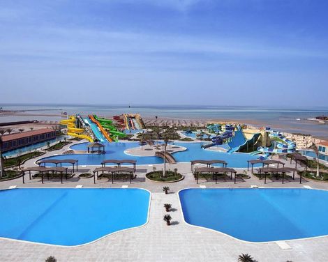 SUNRISE Alora Aqua Park Resort-3
