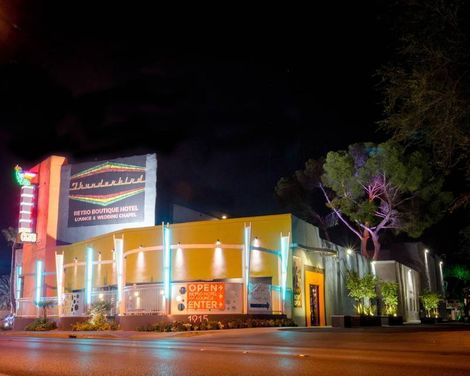 Thunderbird Hotel & Lounge-2