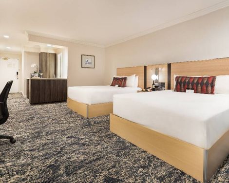 Executive Suites Hotel and Conference Center - Burnaby