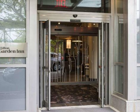 Hilton Garden Inn Long Island City New York-3