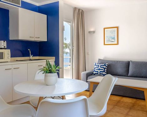 Globales Apartamentos Cala Viñas