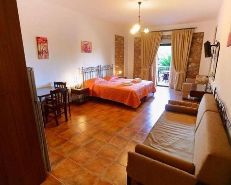 Vathi Hotel
