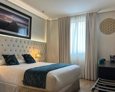 Hotel Suites Feria