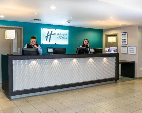 Holiday Inn Express Manchester Airport