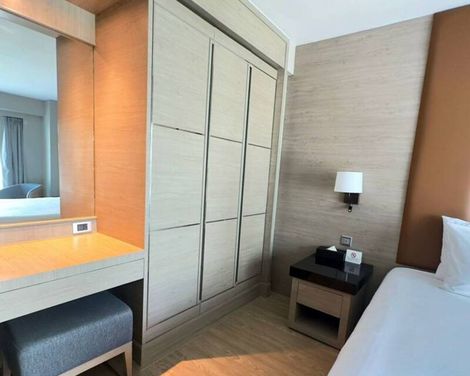 Ramada by Wyndham Bangkok Sukhumvit 11-0
