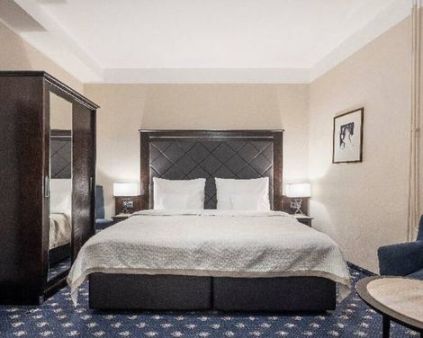 Pytloun Old Armoury Hotel Prague