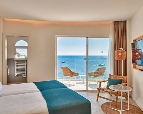 Universal Hotel Aquamarin