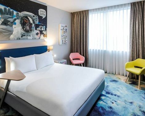 ibis Styles London Heathrow Airport-2