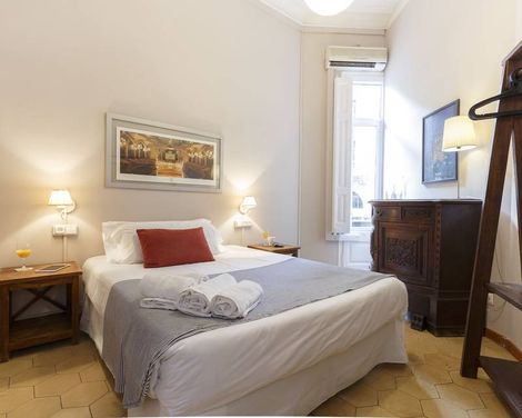 AinB Bed & Breakfast Via Laietana-2