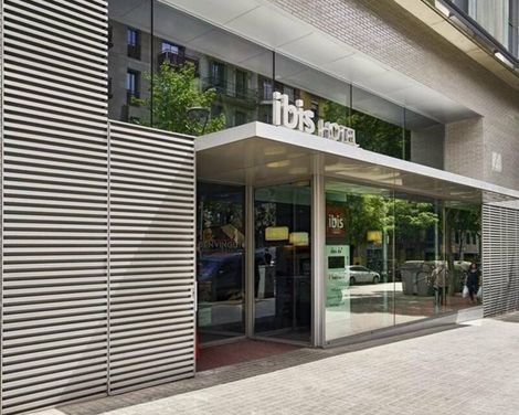 ibis Barcelona Centro (Sagrada Familia)-1