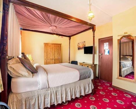 OYO The Royal Hotel-3