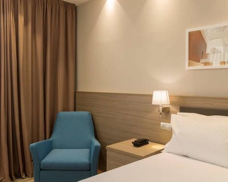 Hampton by Hilton Rome East
