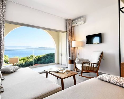 Akrathos Beach Hotel